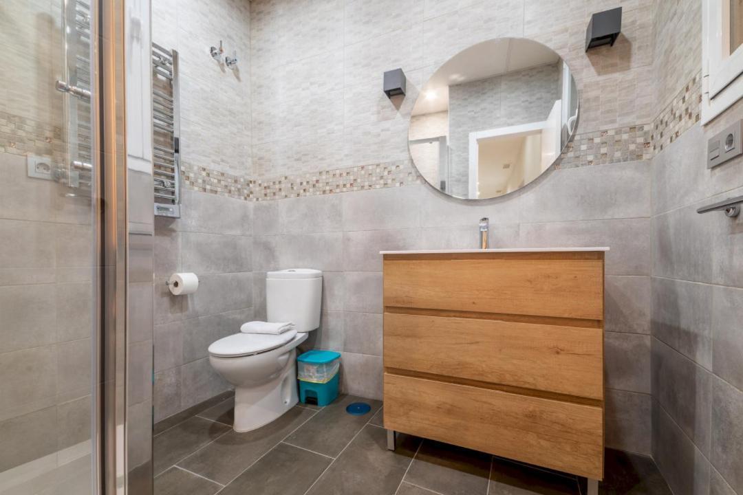 2 Bedrooms 1.5 Bathrooms Furnished - Justicia - Refurbished - Mintystay Madrid Bagian luar foto