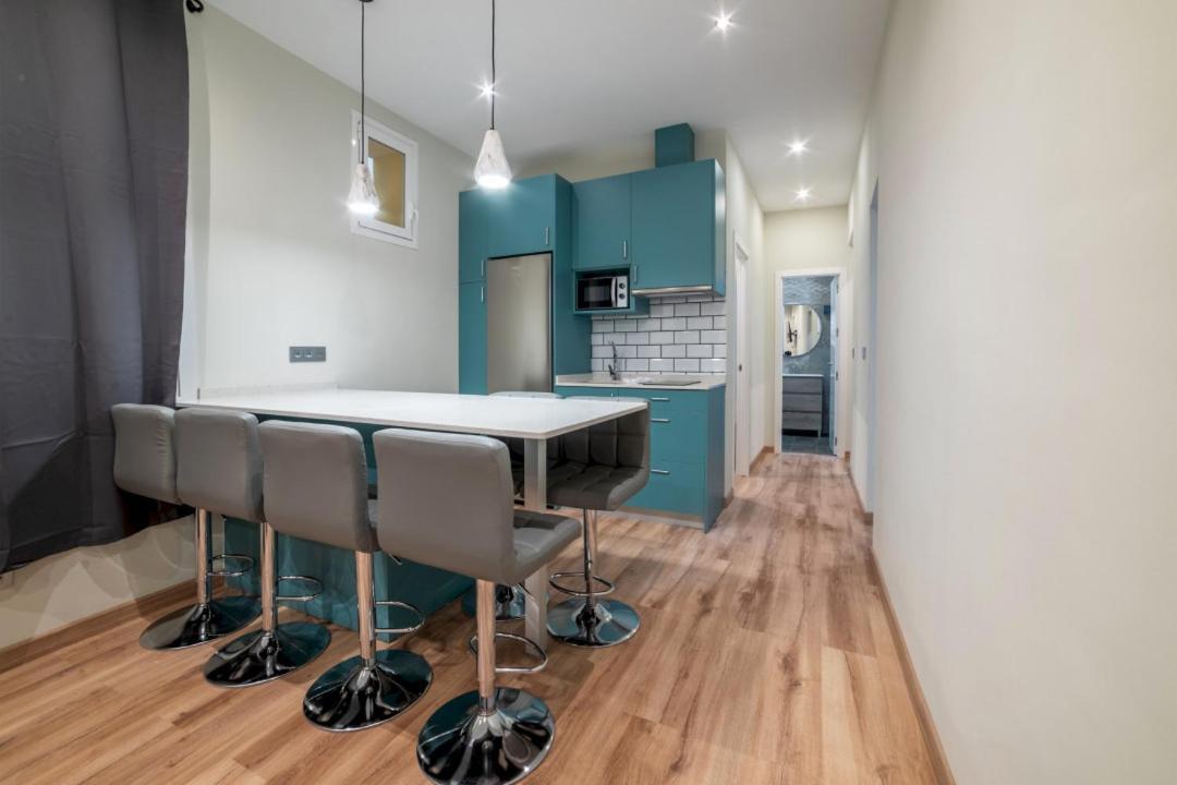 2 Bedrooms 1.5 Bathrooms Furnished - Justicia - Refurbished - Mintystay Madrid Bagian luar foto